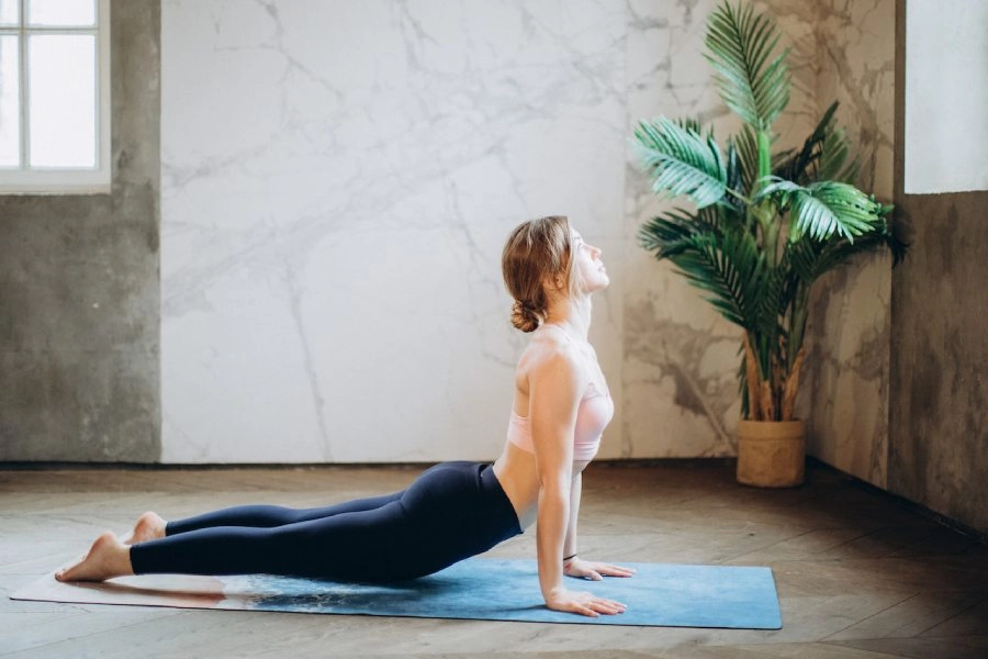 Blog: 6 posições de yoga fáceis para todos - Tranquilidade